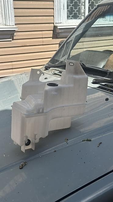 Бачок Toyota 2017 г., Новый, Оригинал