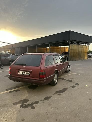 ml 163: Mercedes-Benz W124: 1993 г., 2.2 л, Автомат, Бензин, Универсал — 10
