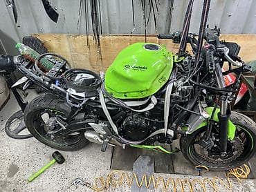 Мотоциклы: Спортбайк Kawasaki, 650 куб. см, Бензин, Взрослый — 2