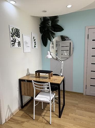 визажное место: • сдается стол для нейл-мастера • ⁠Сухомлинова 19 (район Политеха) • — 1