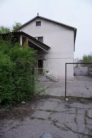 fred perry: Продажа магазинов Отдельностоящий магазин, 300 м², Старый ремонт, Отдельный вход, 2 этаж — 1
