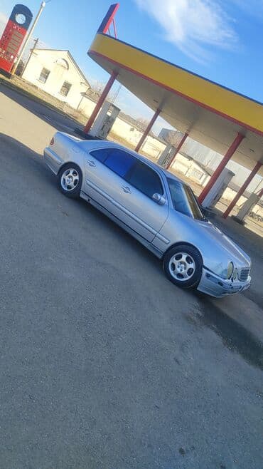 мерседес c class: Mercedes-Benz E-Class: 2001 г., 2.2 л, Механика, Дизель, Седан — 6