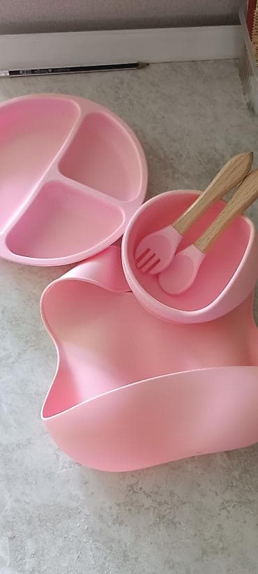 Товары для новорождённых: Набор детской посуды для прикорма, розовый, силикон Состав набора: - — 2