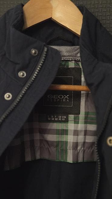 Пальто: Мужская куртка GEOX RESPIRA БУ в отличном состоянии - Модель: легкая — 5
