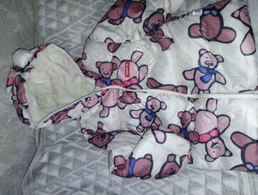 деские вещи: Детские вещи и обувь б/у на девочку 2-3 года все отдам за 2700 т. сом — 20