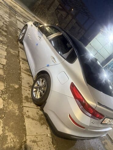 электро скутеров: Kia K5: 2020 г., 0.2 л, Автомат, Газ, Седан — 2