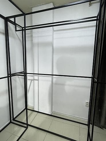 салкын бешик: Кийимдер үчүн текче, Темир — 2