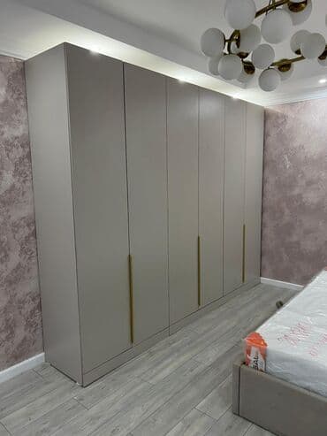 эшик дом: Буйрутма эмеректер, Уктоочу бөлмө, Ашкана гарнитурасы, Үстөл, Шкаф — 20