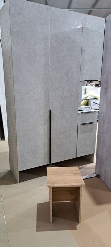 бишкек эмерек: Буйрутма эмеректер, Конок бөлмөсү, Үстөл үстү, Шкаф, Илгичтер — 16