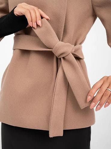 Пальто, Короткая модель, С поясом, S at lalafo.kg Пальто, Короткая модель, С поясом, S