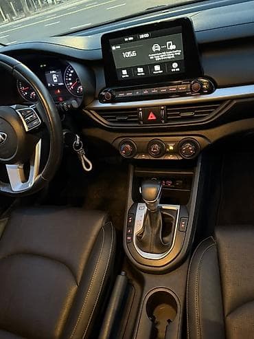 34 бем: Kia K3: 2019 г., 1.6 л, Вариатор, Бензин, Седан — 9