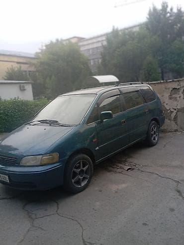 одесей: Honda Odyssey: 1996 г., 2.3 л, Автомат, Бензин, Универсал — 1