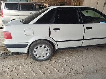 s4 2 2: Audi 80: 1993 г., 2 л, Ручные, Бензин, Седан — 5