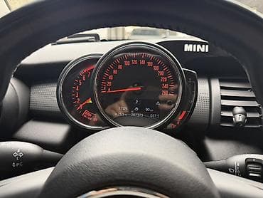 wuling mini ev: Mini Mini Cooper (2002-Present): 2018 г., 1.5 л, Автомат, Бензин, Хэтчбэк — 7