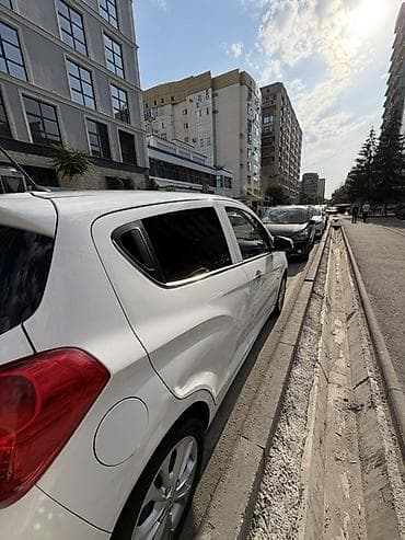 мойка химия: Chevrolet Spark: 2020 г., 1 л, Вариатор, Бензин, Хэтчбэк — 9