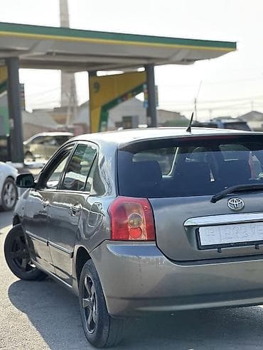 corolla s: Toyota Corolla: 2003 г., 1.6 л, Механика, Бензин, Хэтчбэк — 3