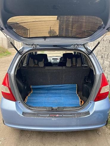 радиатор кондиционера на фит: Honda Fit: 2002 г., Вариатор, Бензин, Хэтчбэк — 7