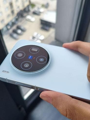 google p: Vivo X300, Новый, 256 ГБ, цвет - Голубой, 2 SIM — 1