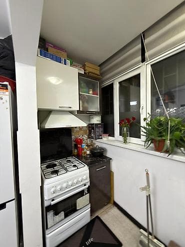 2 room flat: 2 комнаты, 67 м², 106 серия улучшенная, 1 этаж, Косметический ремонт — 10