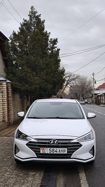 Hyundai Avante: 2019 г., 1.6 л, Автомат, Газ, Седан
