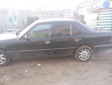 Mercedes-Benz W124: 1990 г., 2.3 л, Механика, Бензин, Седан