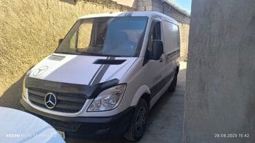 спринтер грузовик: Жеңил жүк ташуучу унаа, Mercedes-Benz — 1