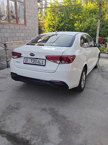 chery arizo: Kia K3: 2019 г., 1.6 л, Механика, Бензин, Седан — 4