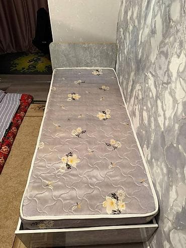 Чатырдын үстүн жабууга арналган материалдар: Спальный диван 5000 сом комод 4000 — 1