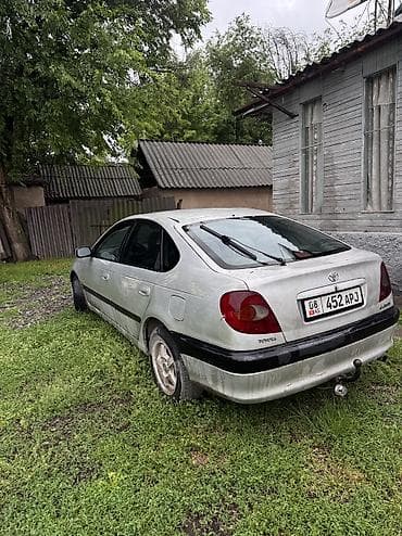 Транспорт: Toyota Avensis: 1998 г., 2 л, Механика, Дизель, Хэтчбэк — 2