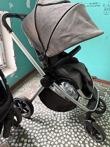 коляски чемодан: Коляска, цвет - Серебристый, Б/у — 3