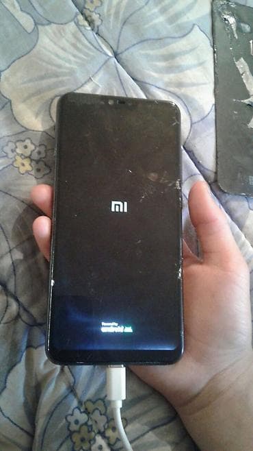 redmo 9: Xiaomi, Mi 8 Lite, Б/у, 64 ГБ, цвет - Черный, 2 SIM — 1