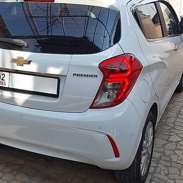bmw z: Chevrolet Spark: 2018 г., 1 л, Бензин, Хэтчбэк — 2