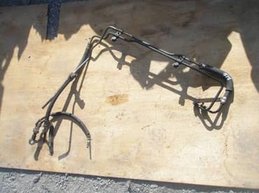 блок предохранителей: Шланг (подводка) Toyota 1997 г., Б/у, Оригинал — 2