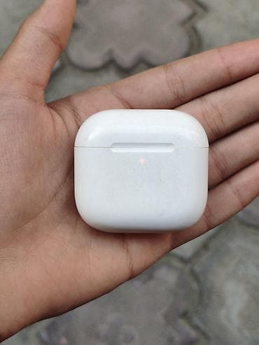 iphone 11mini: Apple AirPods Pro с зарядным кейсом - Модель: AirPods Pro (вакуумные — 1