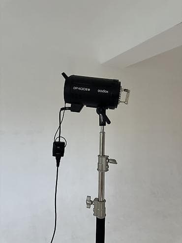 ring light: - Godox DP400III — импульсный студийный моноблок 400 Дж с пилотным — 2