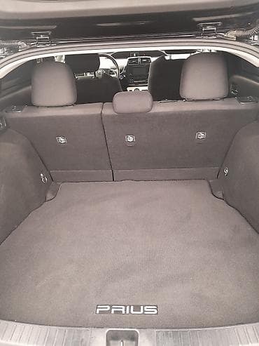 prius v: Toyota Prius: 2016 г., 1.8 л, Гибрид, Хэтчбэк — 9