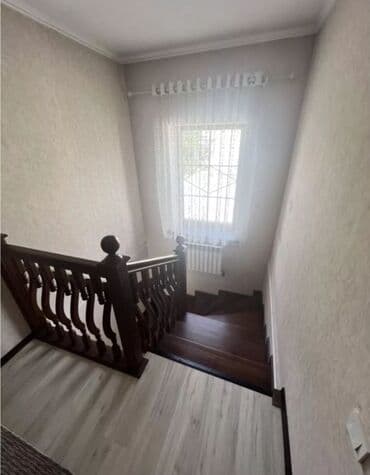 квартиры частный дом: 220 м², 6 комнат — 6