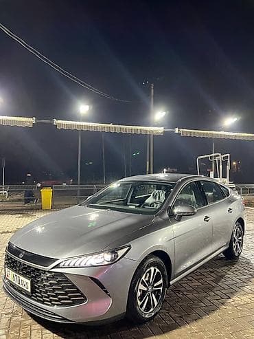 roewe ei5: BYD Qin: 2025 г., 1.5 л, Вариатор, Электромобиль, Седан — 3