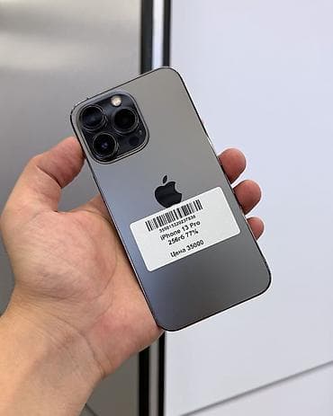 IPhone 13 Pro, Б/у, 256 ГБ, Графит, Защитное стекло, Чехол, В рассрочку, 77 %