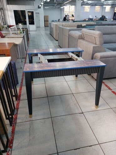 стол транформер: Стол трансформер "Элит"
удлиняется до 3 метра
в комплекте 5 вкладок — 5