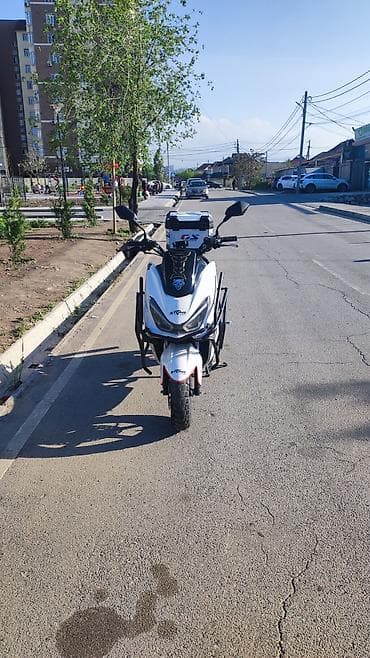 мопед бумер: Макси-скутер 150 куб. см, Бензин, Новый — 6