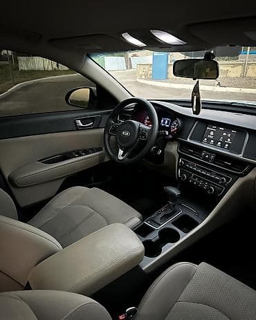 рассматриваю варианты: Kia Optima: 2018 г., 2.4 л, Автомат, Бензин, Седан — 8
