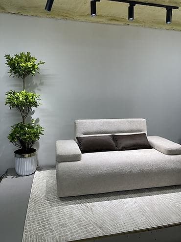 угловые диваны: Прямой диван — 3