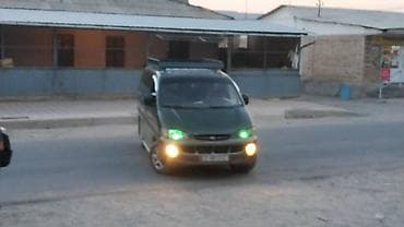 разбитые авто: Hyundai Starex: 1997 г., 2.7 л, Механика, Дизель, Минивэн — 5