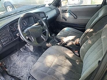 Транспорт: Volkswagen Passat Variant: 1990 г., 1.8 л, Механика, Универсал — 6