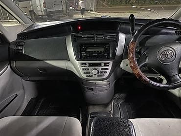 go park: Toyota Opa: 2004 г., 2 л, Вариатор, Бензин, Универсал — 9