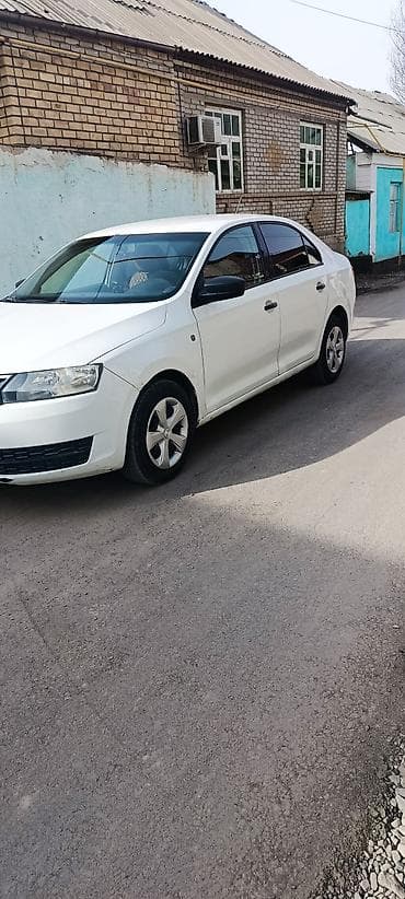 vw golf 5: Skoda Rapid: 2016 г., 1.6 л, Механика, Бензин, Седан — 2