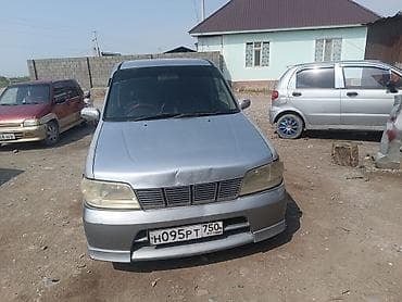 Nissan Cube: 2001 г., 1.3 л, Автомат, Бензин, Хэтчбэк at lalafo.kg Nissan Cube: 2001 г., 1.3 л, Автомат, Бензин, Хэтчбэк