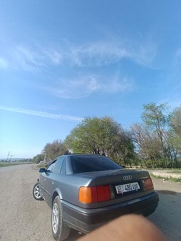 чехлы бу: Audi Купе: 1991 г., 2 л, Ручные, Бензин, Седан — 3