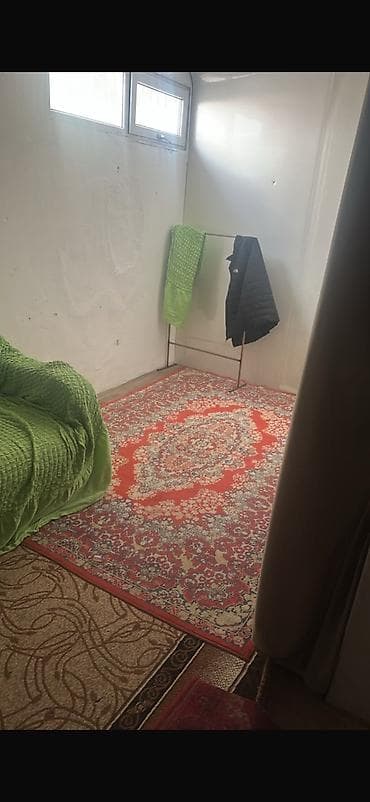 прием бутылки: Сдаю помещение в аренду район рабочий город можно под фото, ресницы — 1